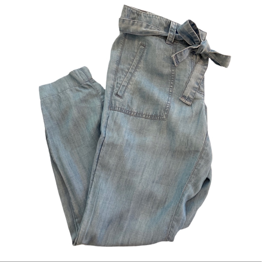 Loft cargo jogger size 4